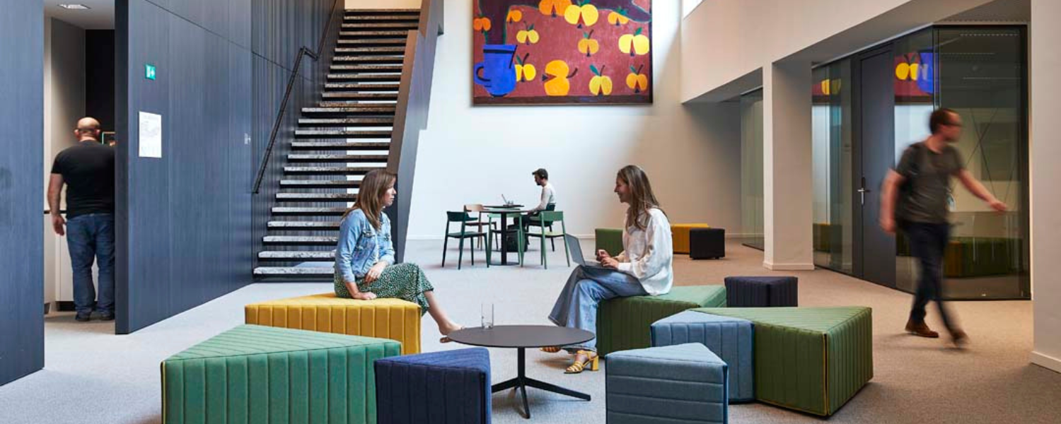 Wat is employee experience en waarom start het bij je kantoor?